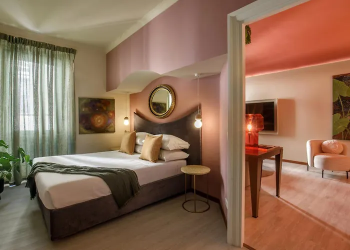 Spanish Steps Art Gallery- Konukevi 4*